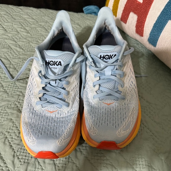 Hoka - Picture 7 of 16